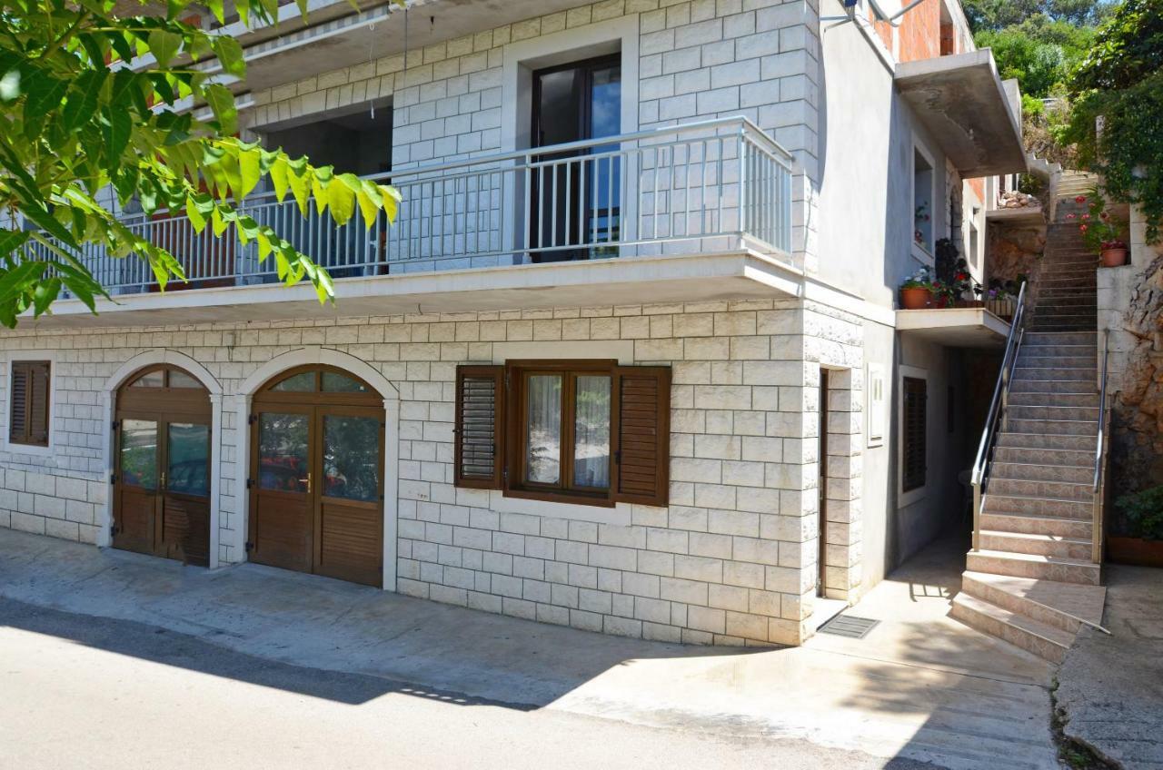 Antonia Apartments Zavalatica Exterior photo